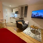 Le Charme - Au Coeur D\'Agen - Self Checkin - Wifi - Netflix - Smart Tv - Luqs Fr